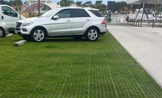 gạch trồng cỏ bê tông cho bãi đỗ xe