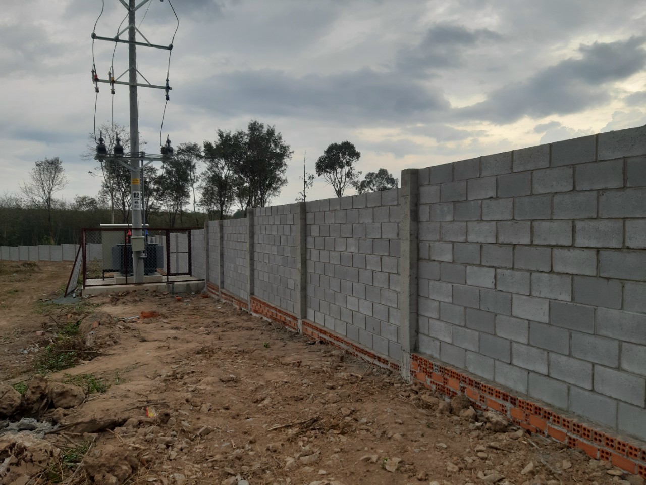 Gạch block xây tường rào